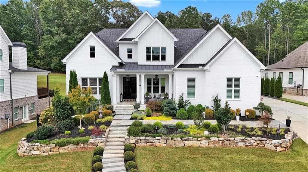 4 bedroom, 4 bathroom, 4,013 sq ft single family residence sold at 33 Nuttail Lane, Powder Springs, GA 30127