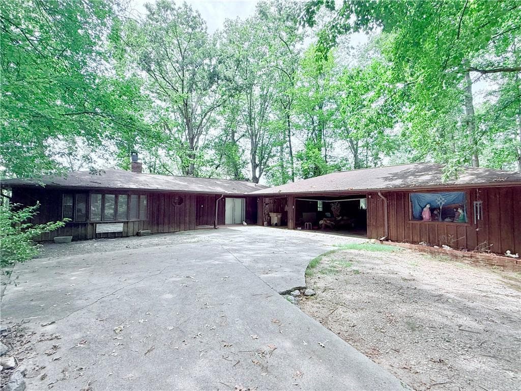 3007 Basin Road, Gainesville, GA 30506 — most recent listing photo