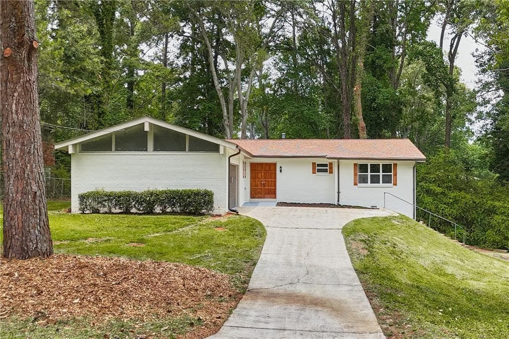 4376 Riverwood Circle, Decatur, GA 30035 — most recent listing photo