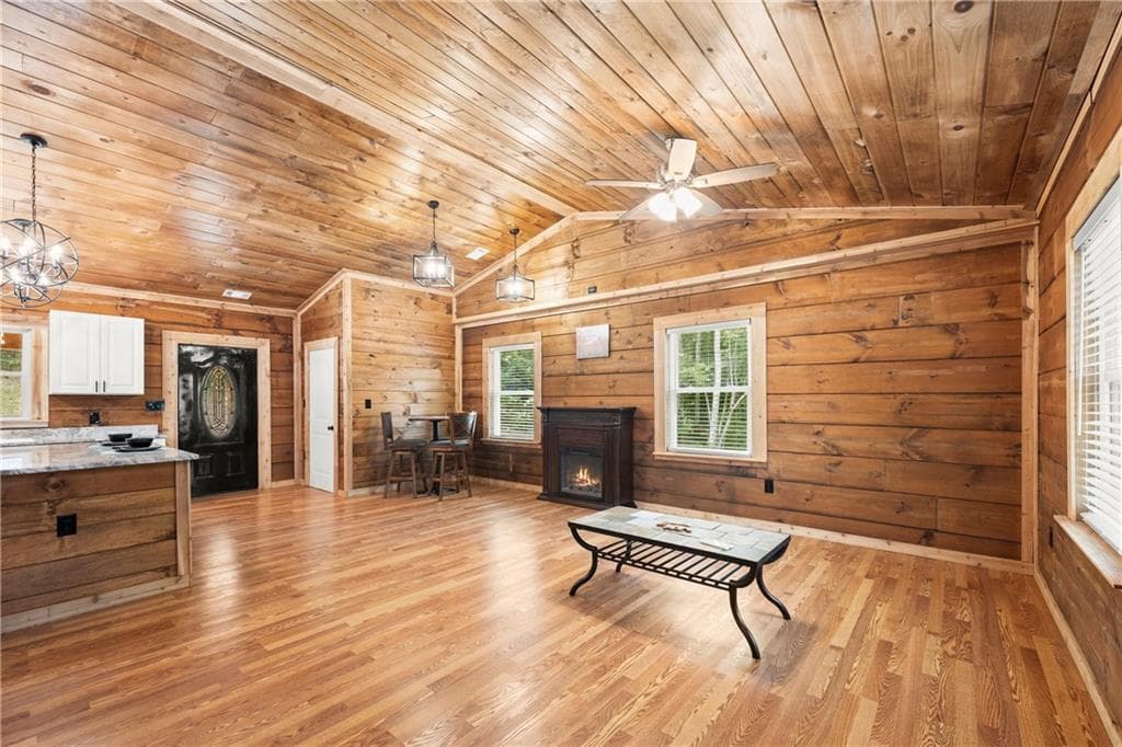 2 bedroom, 2 bathroom, 1,350 sq ft single family residence for sale at 587 Cold Stream Trail, Jasper, GA 30143 — photo 4