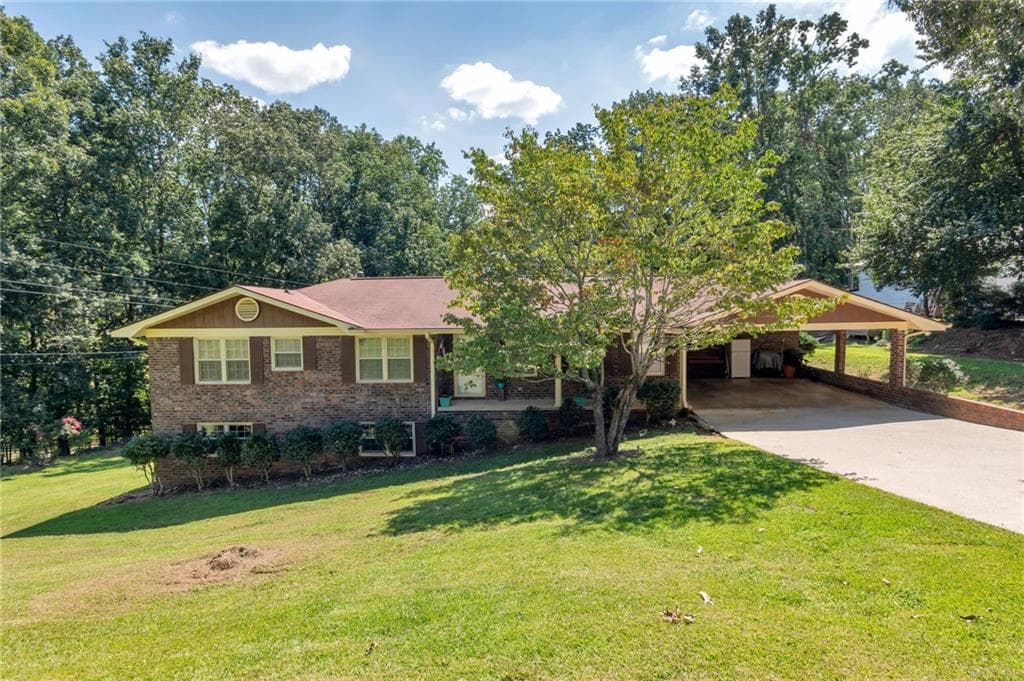 5059 Whispering Pines Drive, Gainesville, GA 30504 — most recent listing photo