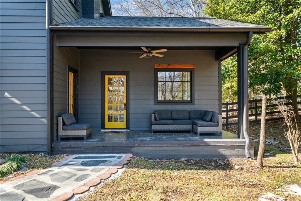 6 bedroom, 3 bathroom, 2,754 sq ft single family residence for rent at 634 S Main Street, Jasper, GA 30143 for $6,000 a month — photo 3