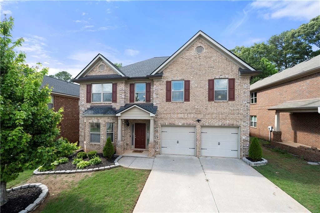 4 bedroom, 3 bathroom, 2,642 sq ft single family residence sold at 1181 Gateview Drive, Lawrenceville, GA 30046
