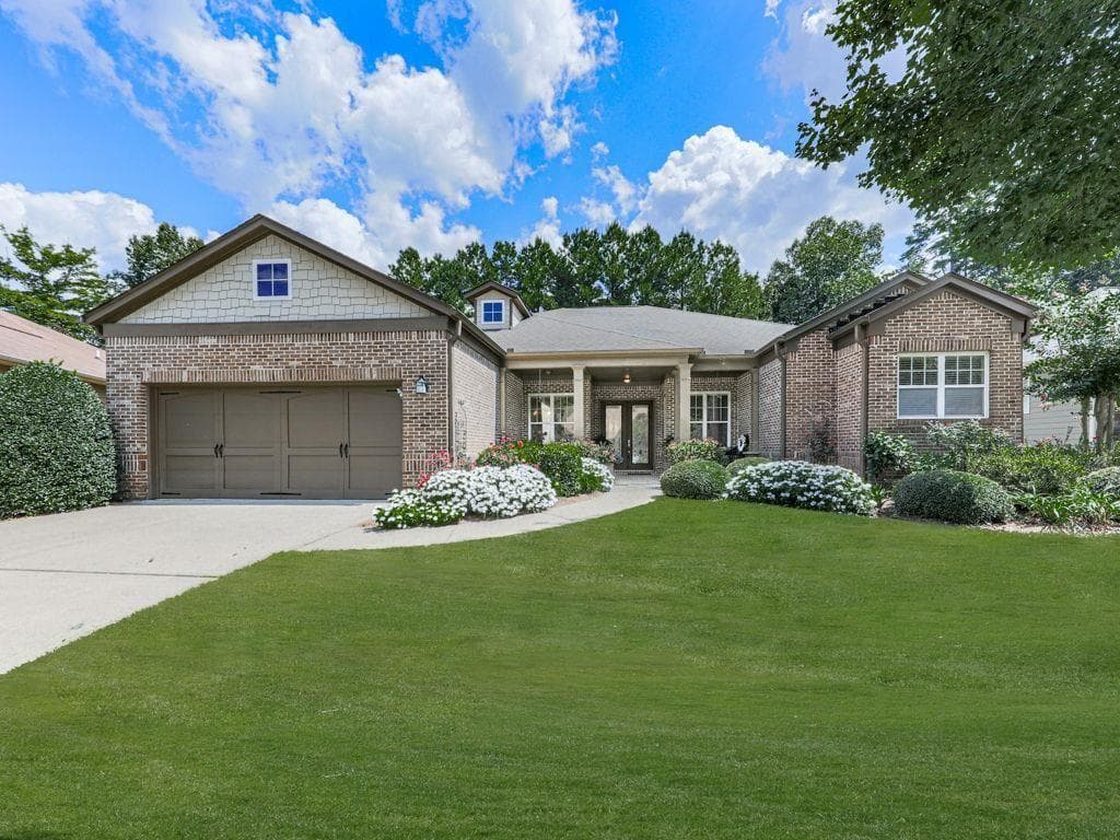 3 bedroom, 3 bathroom, 2,683 sq ft single family residence sold at 405 Larkspur Drive, Canton, GA 30114
