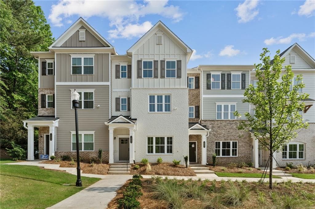 1995 Deco Drive, Kennesaw, GA 30144 — most recent listing photo