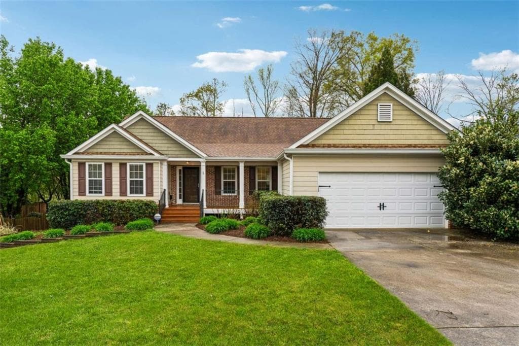 392 Beranda Circle, Douglasville, GA 30134 — most recent listing photo