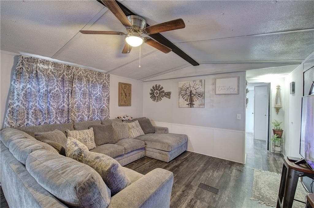 3 bedroom, 2 bathroom, 938 sq ft single family residence for sale at 676 Flowery Branch Road, Kingston, GA 30145 — photo 10