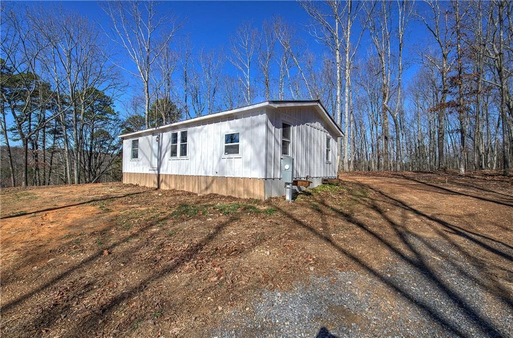 3 bedroom, 2 bathroom, 938 sq ft single family residence for sale at 676 Flowery Branch Road, Kingston, GA 30145 — photo 2