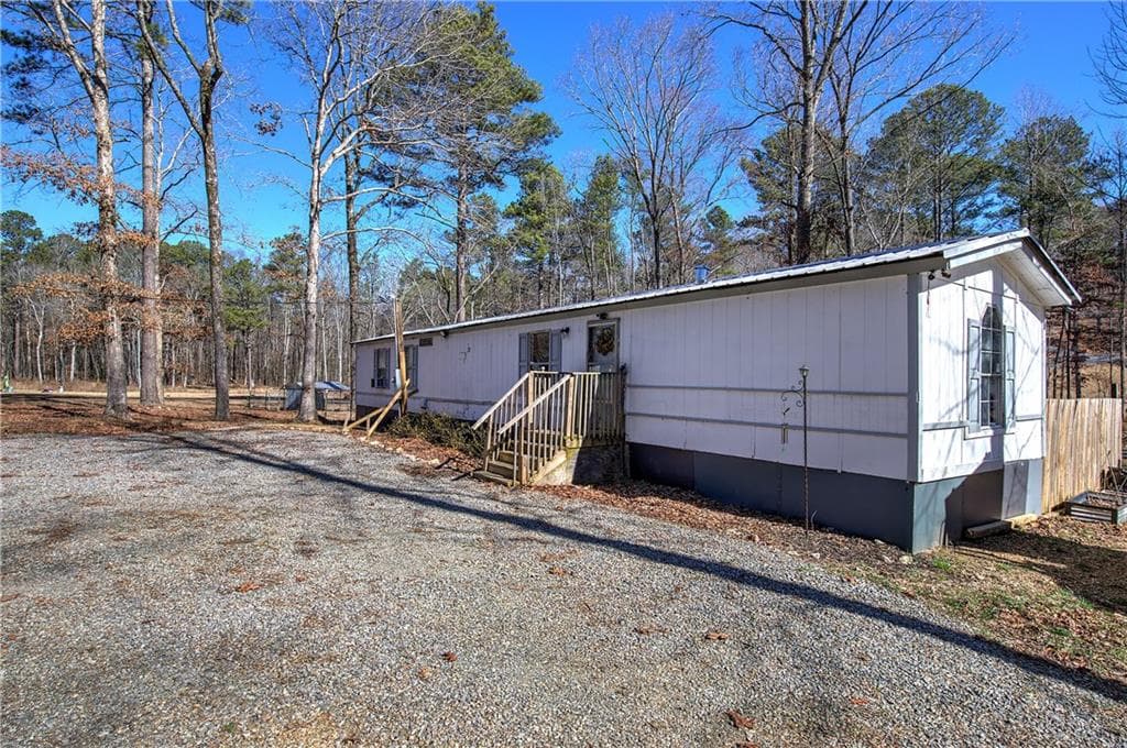 3 bedroom, 2 bathroom, 938 sq ft single family residence for sale at 676 Flowery Branch Road, Kingston, GA 30145 — photo 6