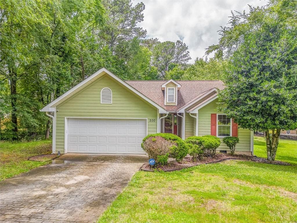 200 WILDWOOD Circle, Calhoun, GA 30701 — most recent listing photo
