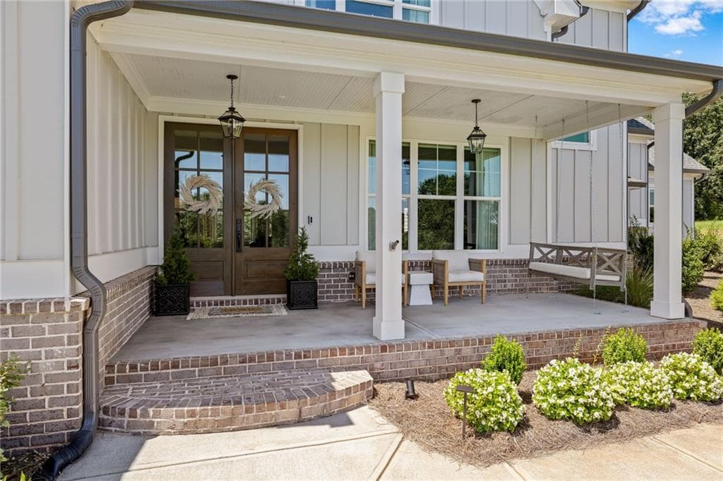 5 bedroom, 6 bathroom, 3,712 sq ft single family residence for sale at 815 N Hampton Way, Monroe, GA 30656 — photo 7