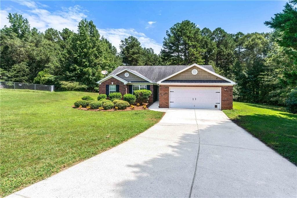 3 bedroom, 2 bathroom, 1,364 sq ft single family residence sold at 1920 Brenda, Statham, GA 30666
