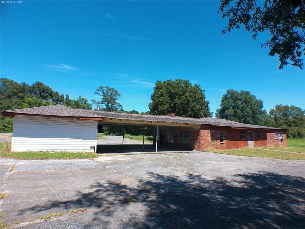 3 bedroom, 3 bathroom, 1,950 sq ft single family residence for sale at 65 Long Station Road, Aragon, GA 30104 — photo 2