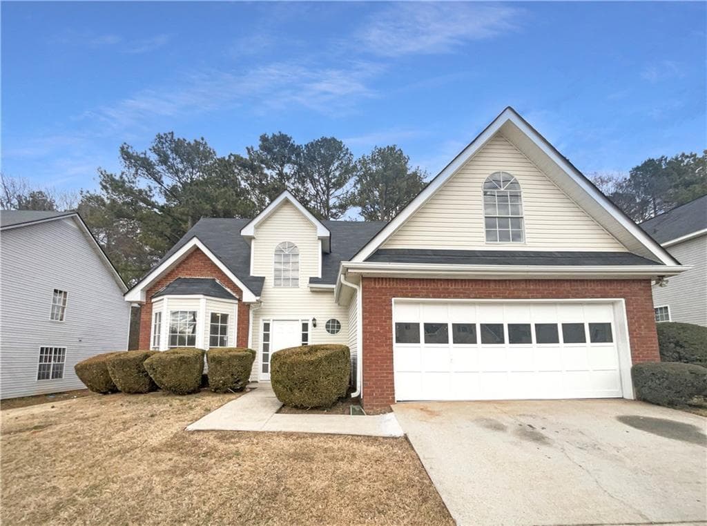 3 bedroom, 3 bathroom, 1,591 sq ft single family residence sold at 6262 Phillips Lake Court, Lithonia, GA 30058