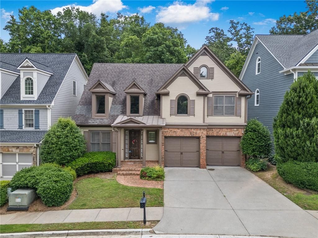 3 bedroom, 3 bathroom, 2,222 sq ft single family residence sold at 3725 Paces Park Circle, Smyrna, GA 30080