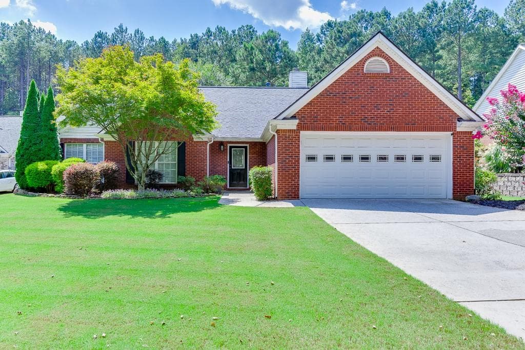 6149 Glen Oak Drive, Flowery Branch, GA 30542 — most recent listing photo