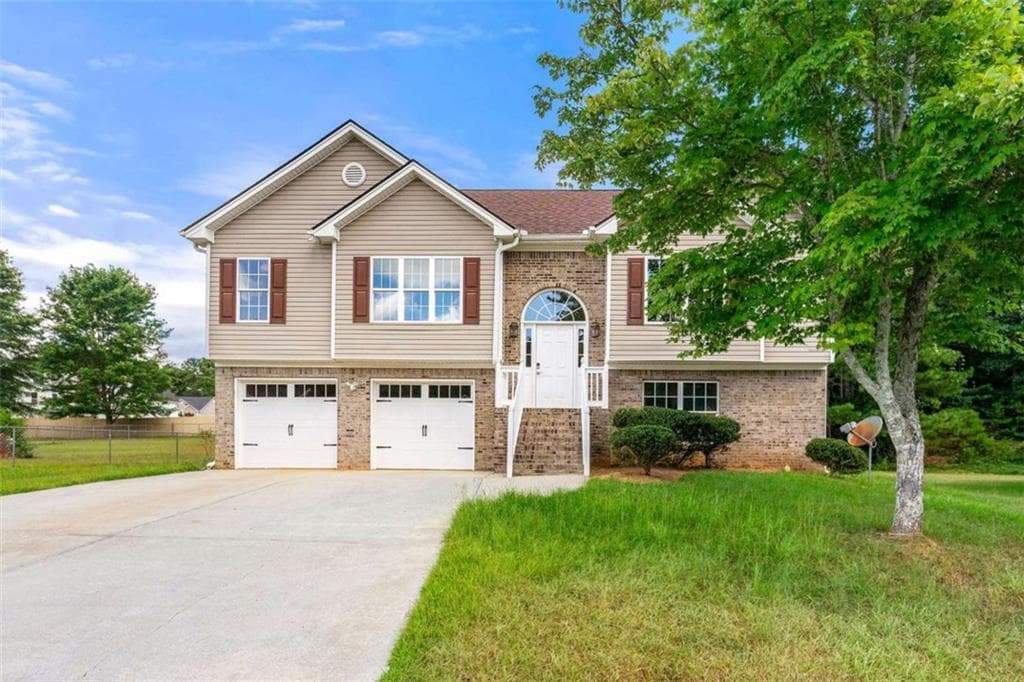 325 Bethesda Park Trail, Lawrenceville, GA 30044 — most recent listing photo