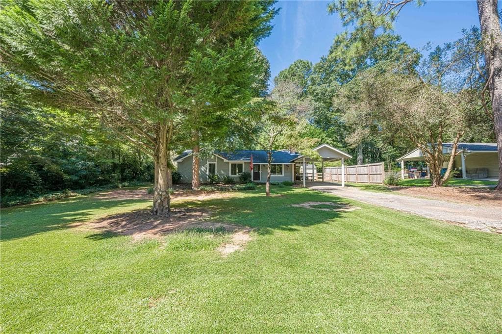 3 bedroom, 1 bathroom, 1,056 sq ft single family residence under contract at 407 Jon Scott Drive, Alpharetta, GA 30009 — photo 3