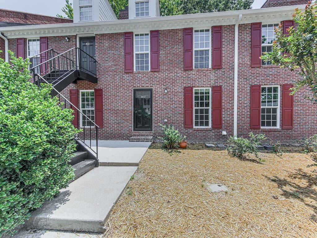 2 bedroom, 2 bathroom, 1,059 sq ft townhouse sold at 1166 Booth Road 407, Marietta, GA 30008