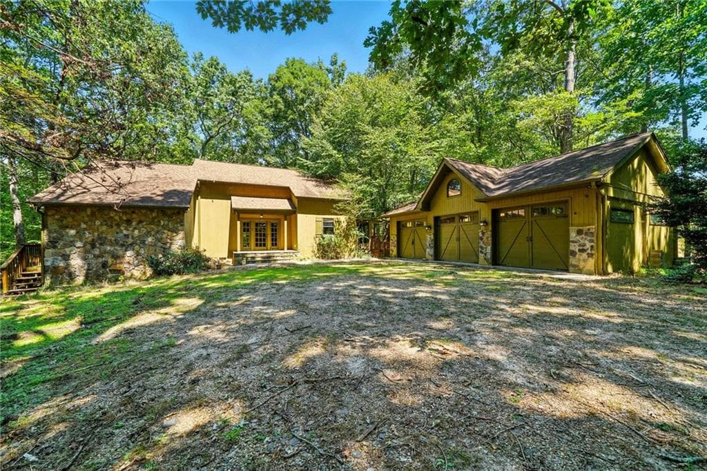 4585 Settles Bridge Road, Suwanee, GA 30024 — most recent listing photo