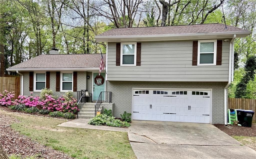 270 Mansell Circle, Roswell, GA 30075 — most recent listing photo