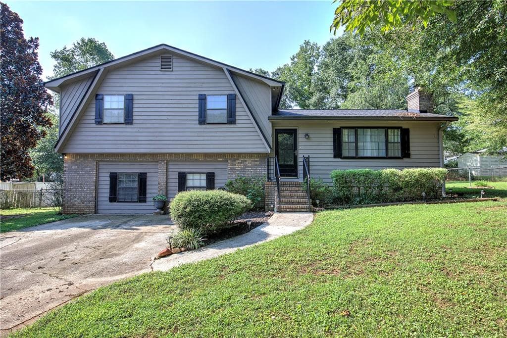 4 bedroom, 3 bathroom, 2,082 sq ft single family residence sold at 4573 WESTVIEW Drive, Powder Springs, GA 30127