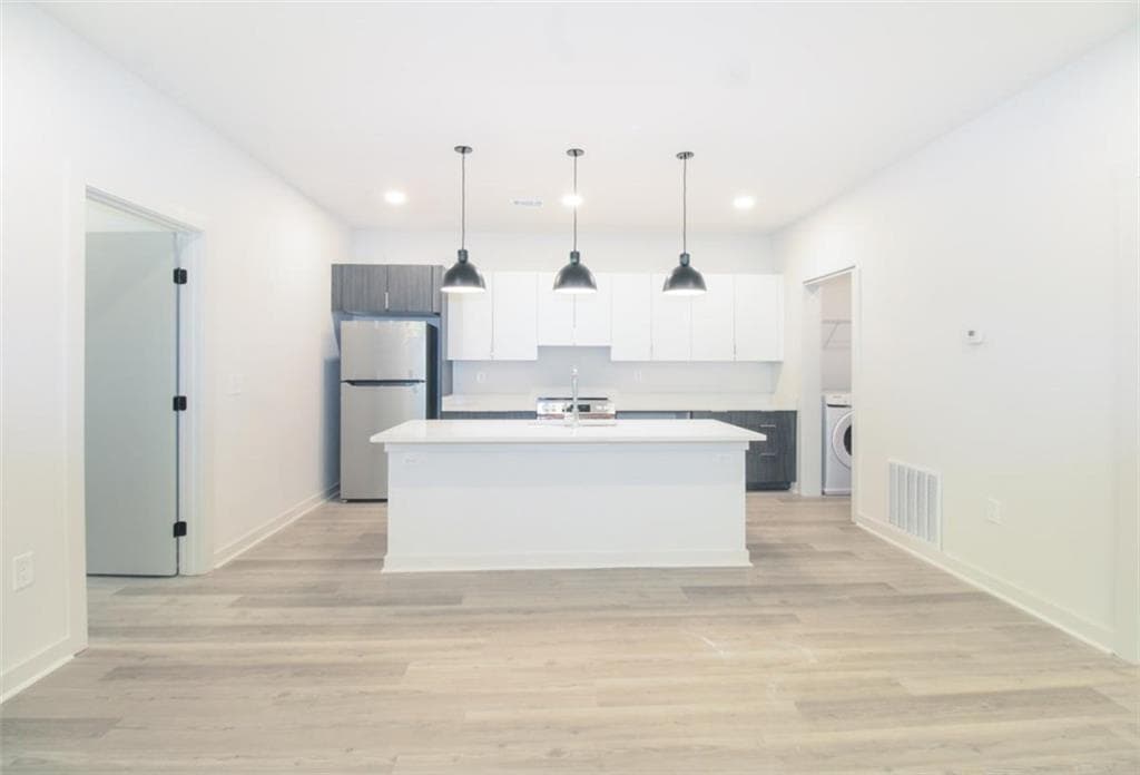 2 bedroom, 2 bathroom, 1,250 sq ft condominium for rent at 260 Martha Drive, Athens, GA 30606 for $2,500 a month — photo 3