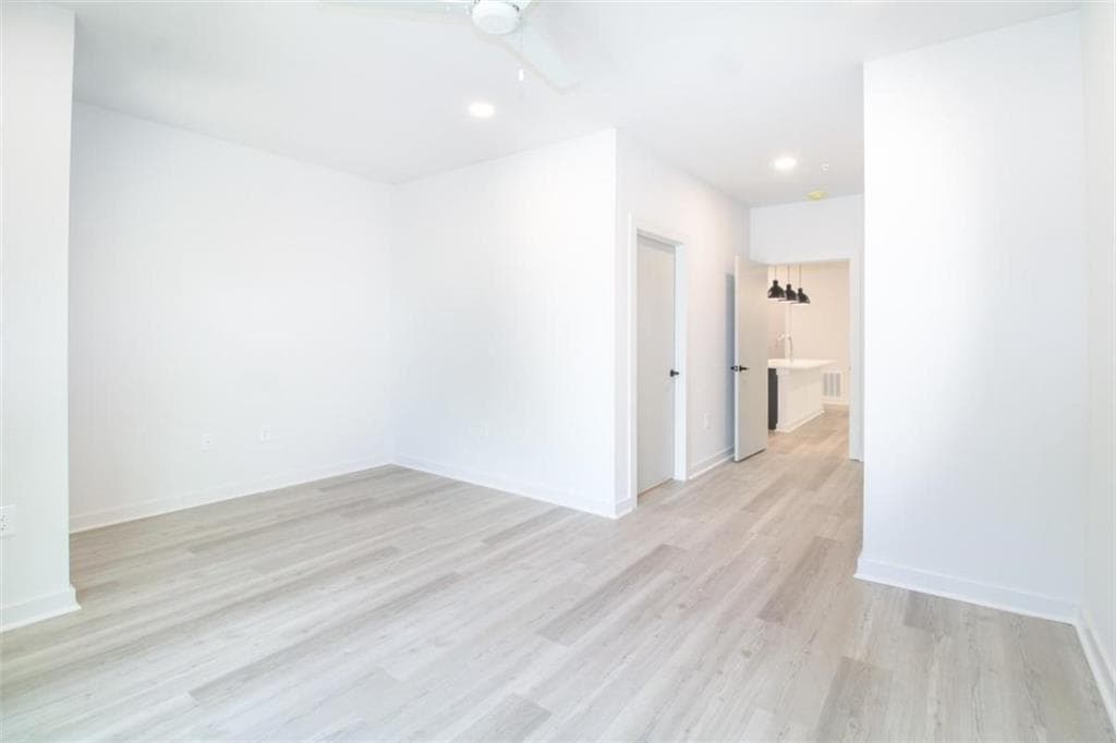 2 bedroom, 2 bathroom, 1,250 sq ft condominium for rent at 260 Martha Drive, Athens, GA 30606 for $2,500 a month — photo 6