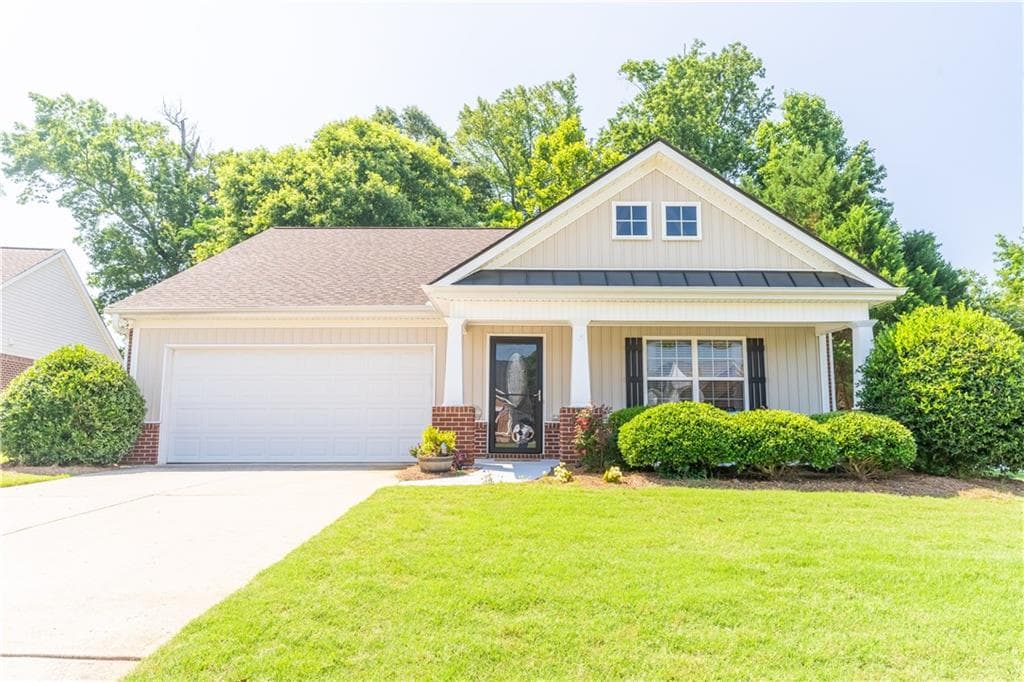 394 Lakeview Bend Circle, Jefferson, GA 30549 — most recent listing photo