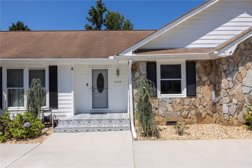 6133 Rolling Way, Norcross, GA 30093 — most recent listing photo