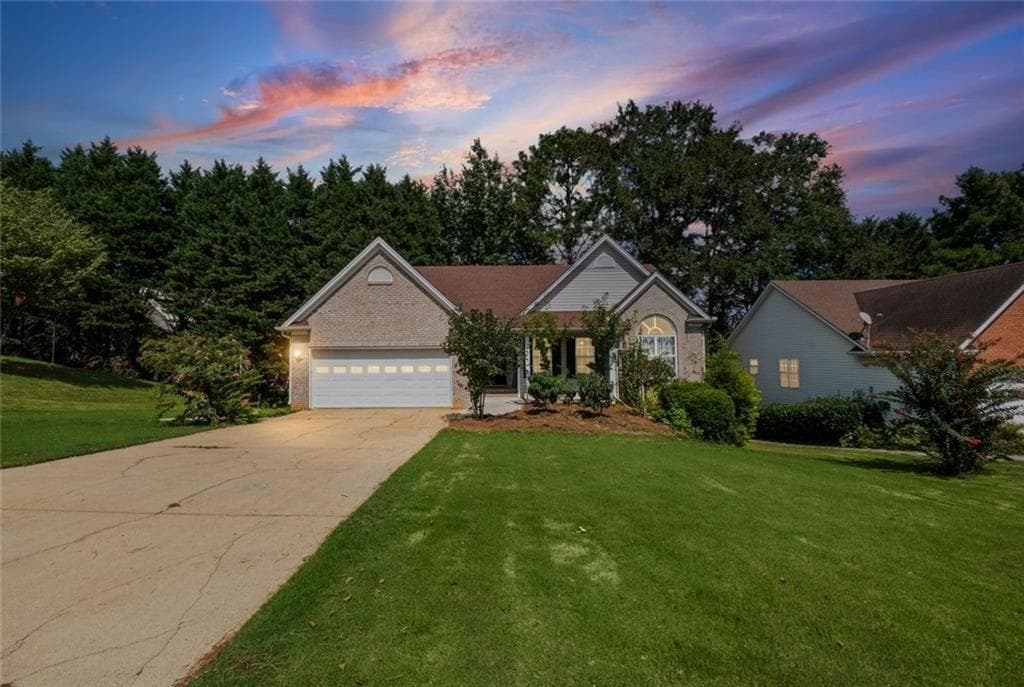 2135 Saint Thomas Way, Suwanee, GA 30024 — most recent listing photo