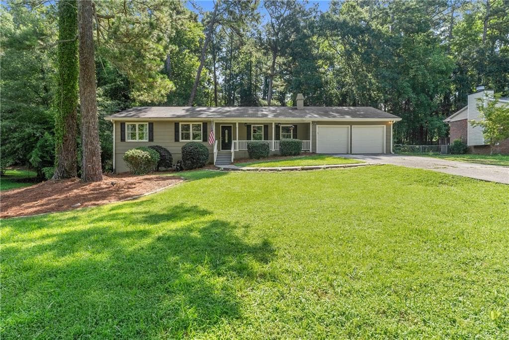 4 bedroom, 3 bathroom, 1,890 sq ft single family residence sold at 3080 KAREN Lane, Marietta, GA 30062