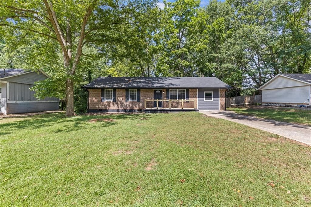 8221 Queens Drive, Jonesboro, GA 30238 — most recent listing photo