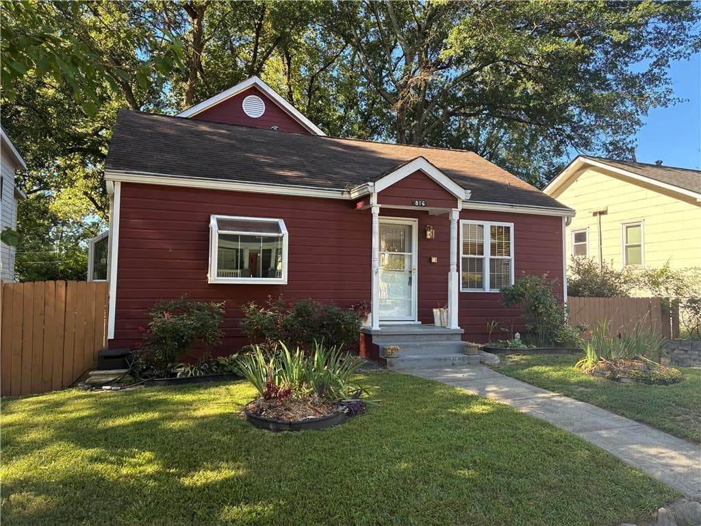 5 bedroom, 3 bathroom, 2,150 sq ft single family residence sold at 816 Berkeley Avenue, Atlanta, GA 30318