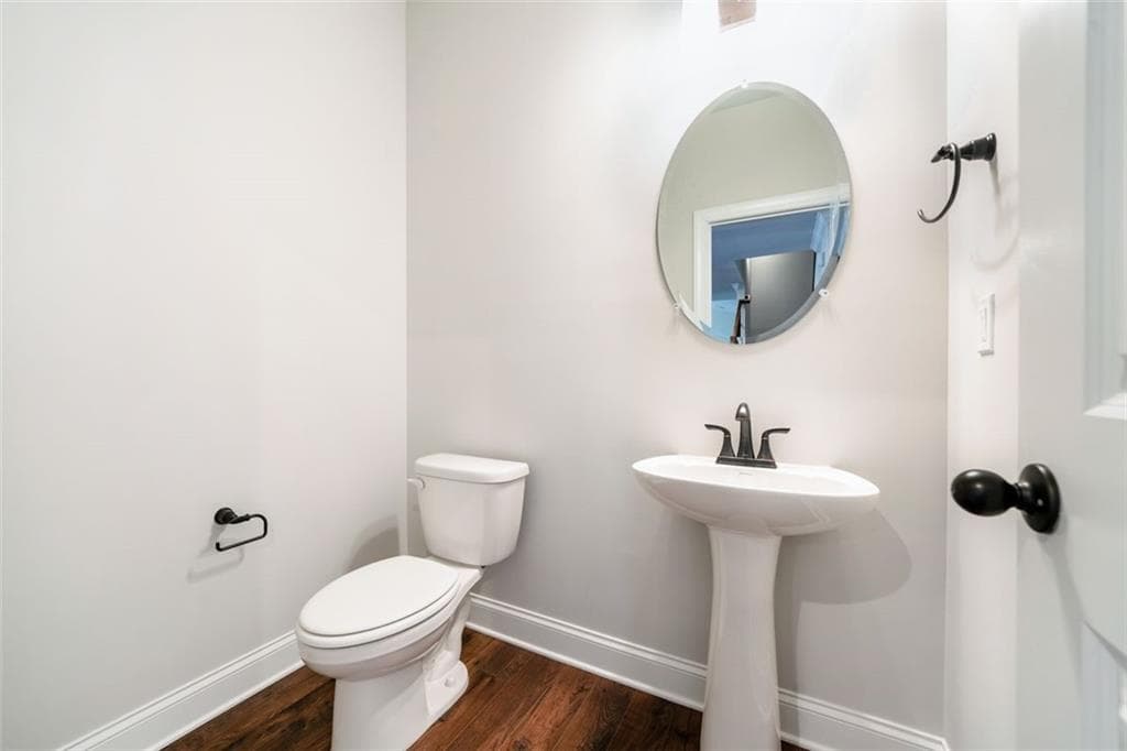 5 bedroom, 5 bathroom, 3,756 sq ft single family residence for sale at 3664 THORNHILL Court, Douglasville, GA 30135 — photo 7