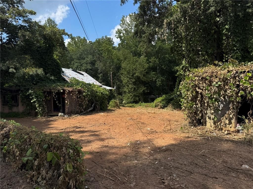 single family residence under contract at 85 Maple Street, Dawsonville, GA 30534 — photo 8