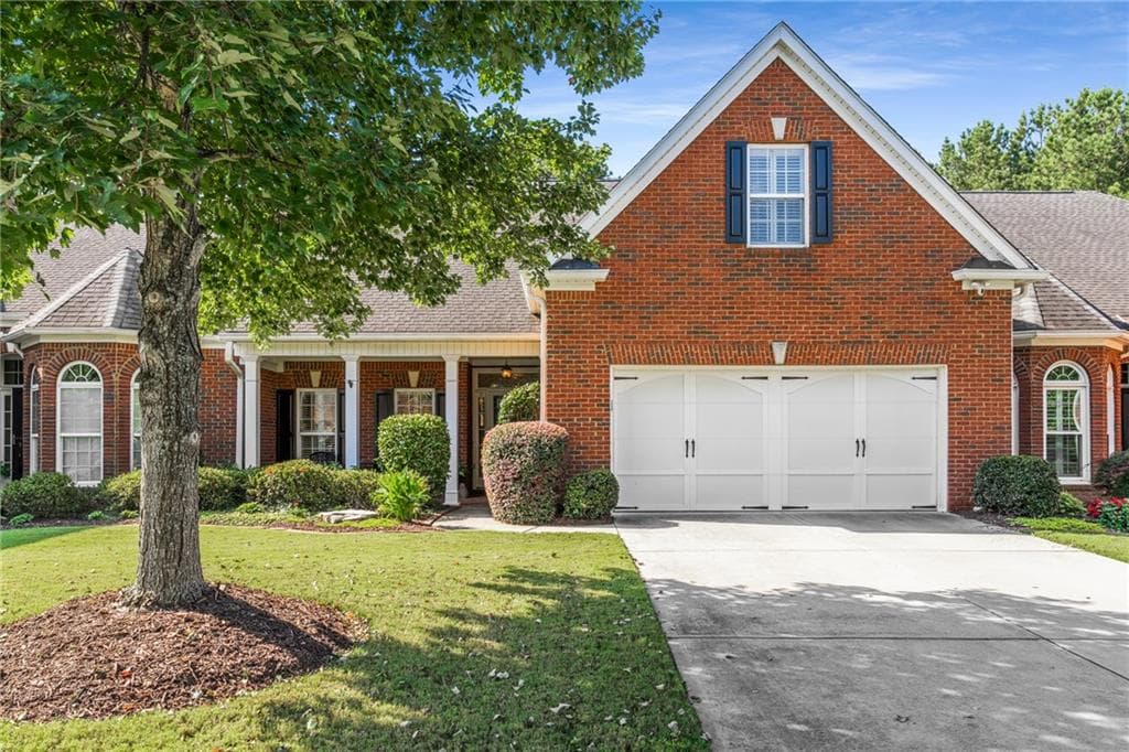 5575 Villa Lake Court, Suwanee, GA 30024 — most recent listing photo