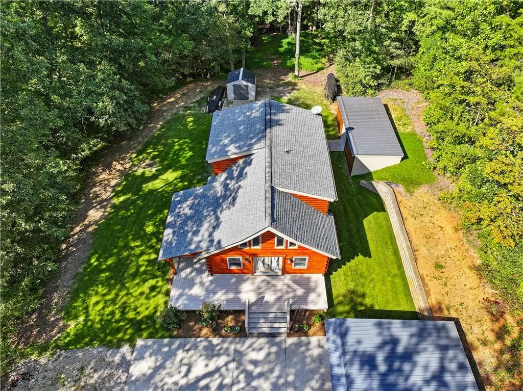 3 bedroom, 3 bathroom, 1,440 sq ft single family residence under contract at 4947 Weaver Road, Gainesville, GA 30507 — photo 5