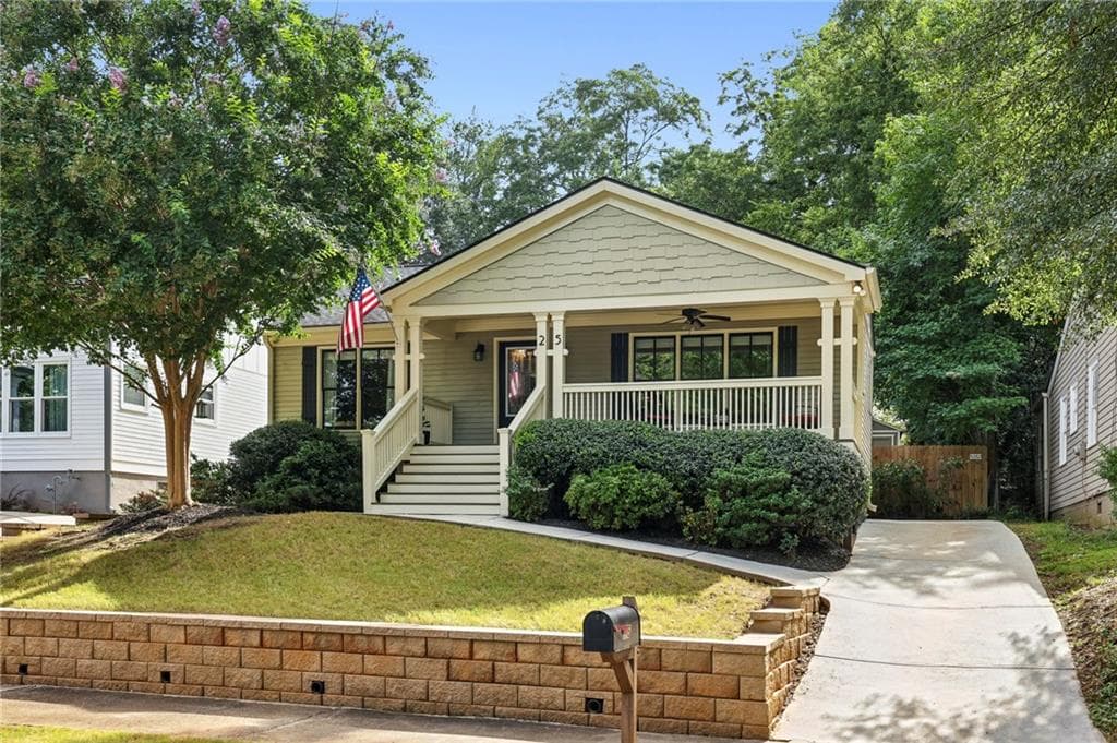3 bedroom, 2 bathroom, 1,636 sq ft single family residence sold at 25 Sanderson Street, Atlanta, GA 30307