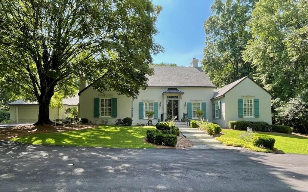 988 Greymont Circle, Marietta, GA 30064 — most recent listing photo