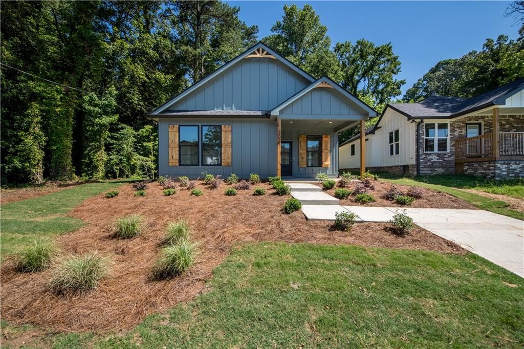 3 bedroom, 2 bathroom single family residence sold at 3021 Delmar Lane, Atlanta, GA 30311