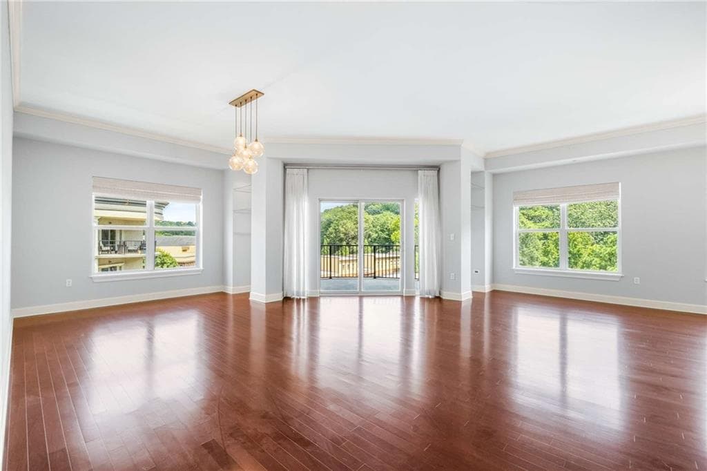 3 bedroom, 3 bathroom, 2,000 sq ft condominium sold at 200 River Vista Drive 721, Atlanta, GA 30339