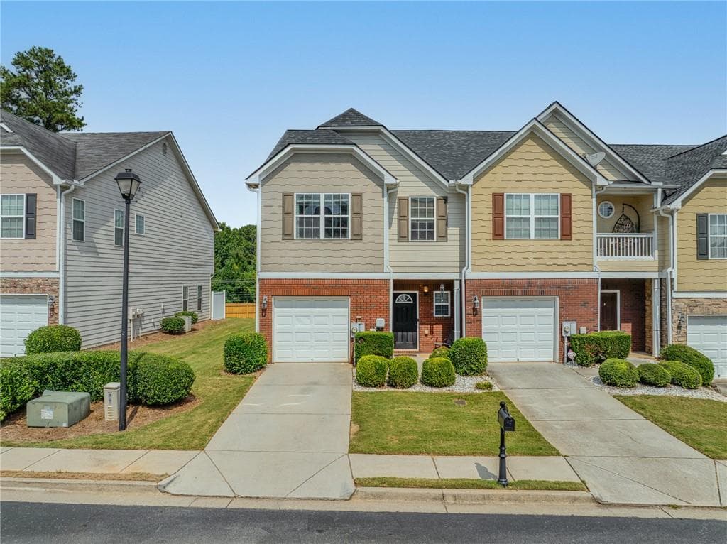 3 bedroom, 3 bathroom, 1,900 sq ft townhouse sold at 2127 Hasel Street, Lawrenceville, GA 30044