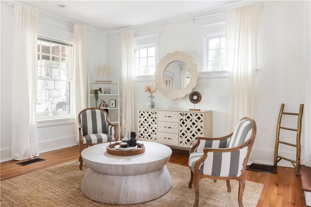 4 bedroom, 4 bathroom, 4,000 sq ft single family residence for rent at 664 Kennesaw Avenue, Atlanta, GA 30308 for $5,000 a month — photo 4