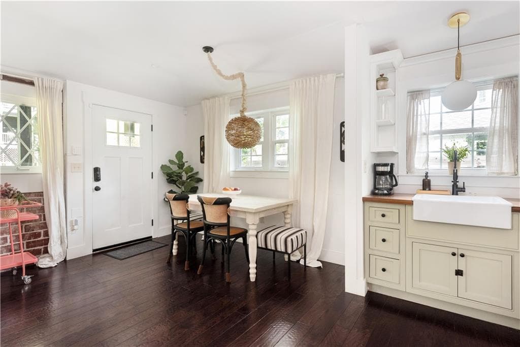 1 bedroom, 1 bathroom, 1,250 sq ft single family residence for rent at 32 Esten Street, Atlanta, GA 30316 for $4,000 a month — photo 3