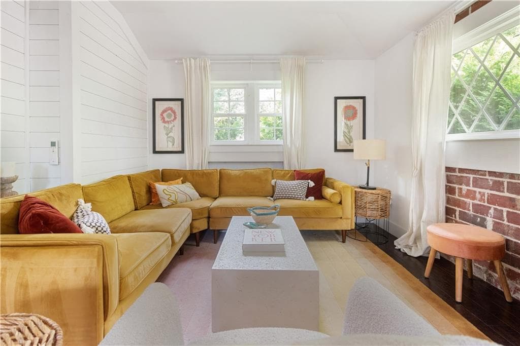 1 bedroom, 1 bathroom, 1,250 sq ft single family residence for rent at 32 Esten Street, Atlanta, GA 30316 for $4,000 a month — photo 8