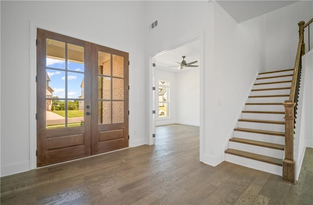 5 bedroom, 4 bathroom, 3,583 sq ft single family residence under contract at 6945 Pond View Drive, Cumming, GA 30028 — photo 2