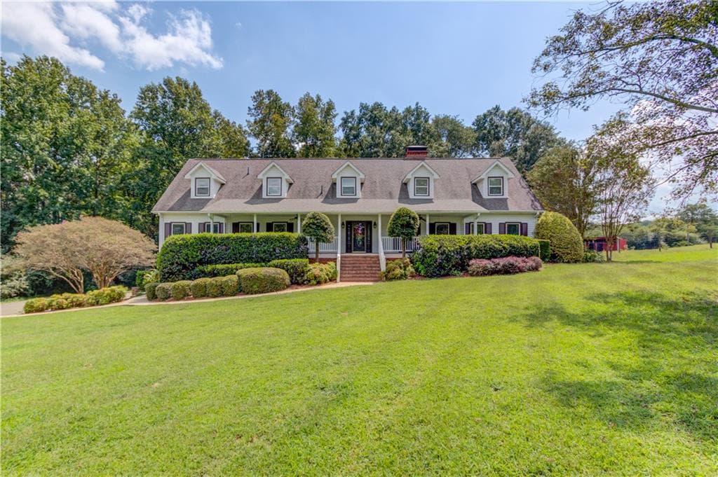 4 bedroom, 4 bathroom, 4,592 sq ft single family residence sold at 1052 Diamond Hill Road, Gillsville, GA 30543
