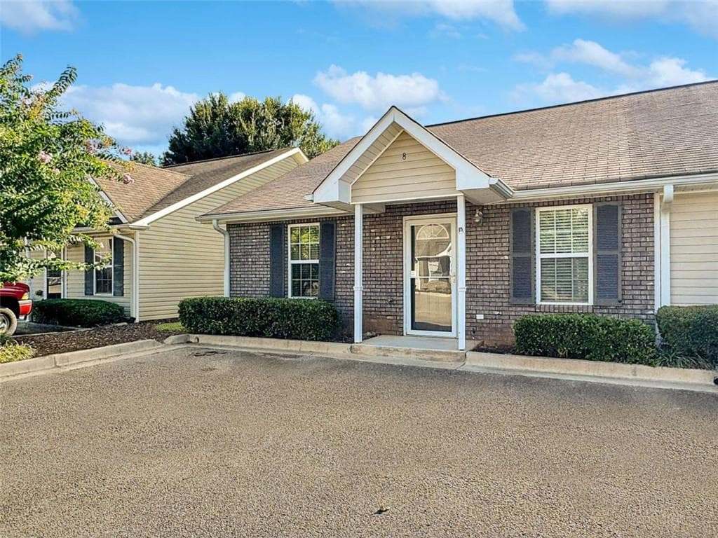 59 Brittany Court UNIT 8, Jasper, GA 30143 — most recent listing photo