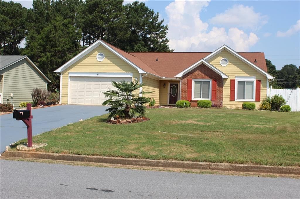5574 McCrossin Circle, Lithonia, GA 30038 — most recent listing photo